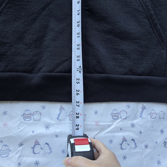 Undefeated x Formula 1 Las Vegas Grand Prix 2023 Zip Hoodie - Picture 5 of 6